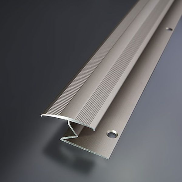 30×20 mm | Prechodový flexi profil vŕtaný