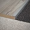 800-5_up-32x17-5x14-15-2-v-2 32×17,5×14-15,2 mm | Ukončovací profil použiteľný pre ukončenie podláh